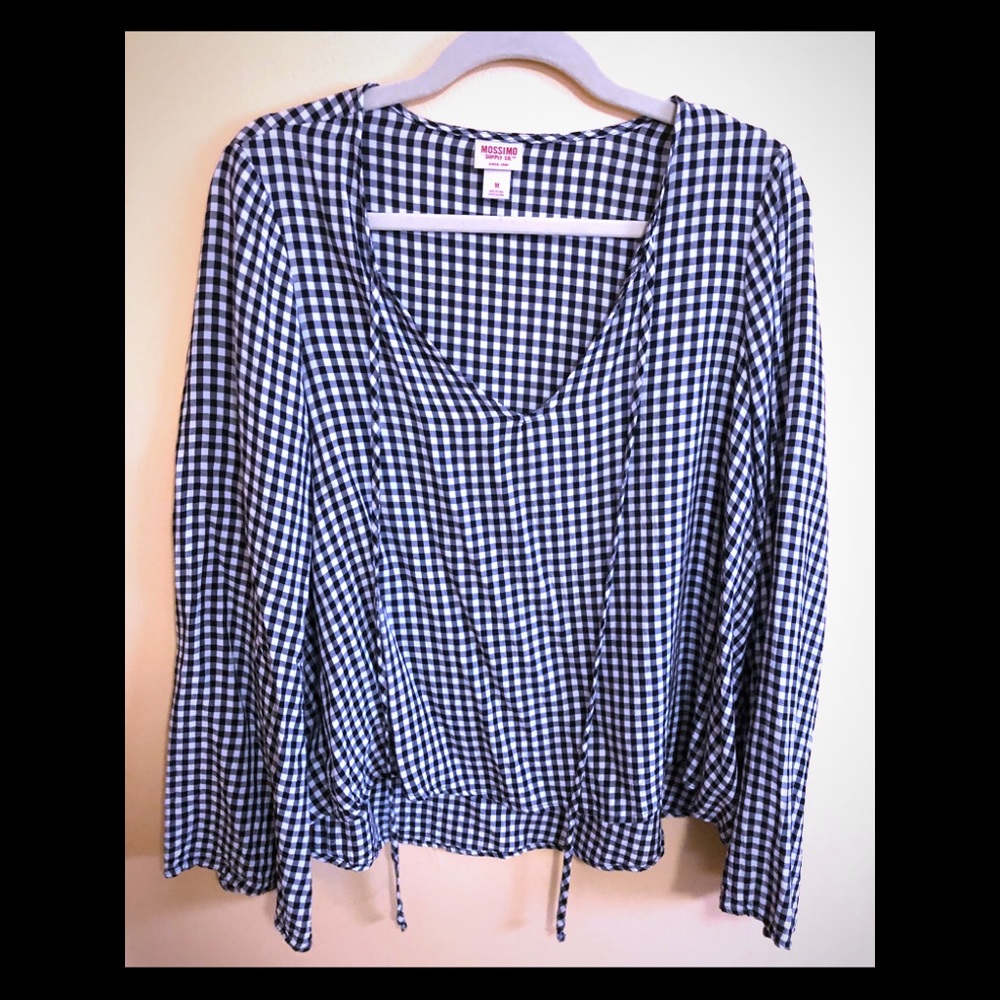 Black and white checkered flowy top